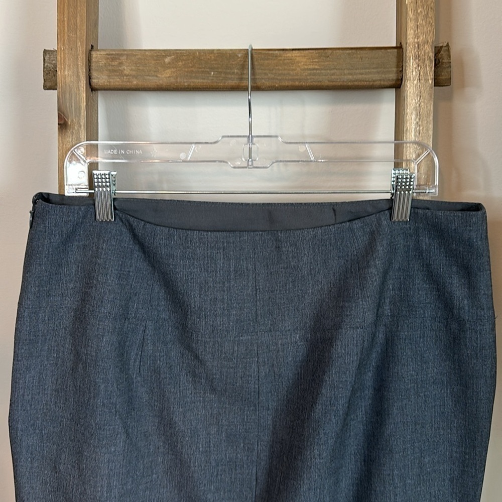 The Limited Collection Gray Pencil Skirt Size 12 in Fair Used Condition - Picture 6 of 16